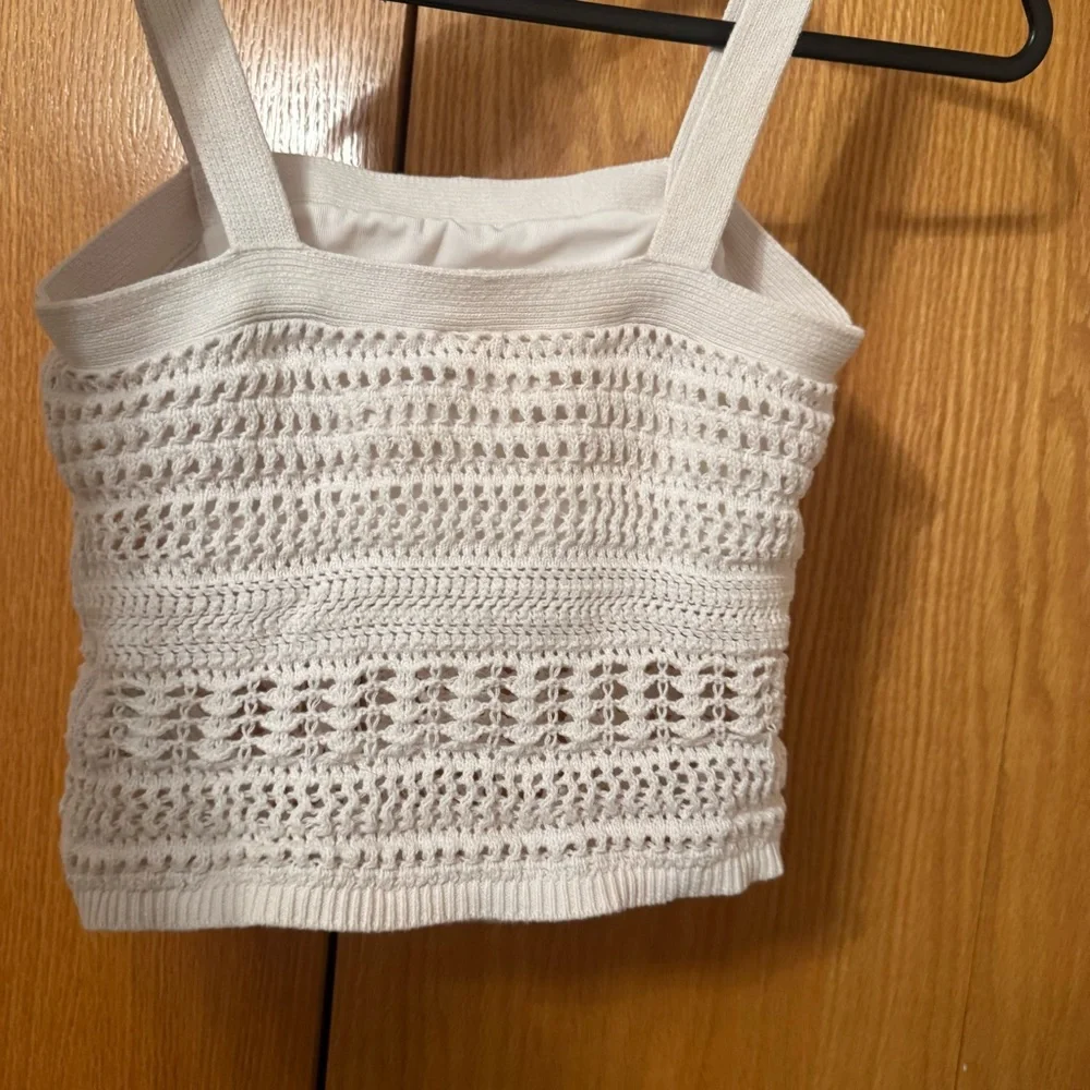 Abercrombie & Fitch crocheted women’s crop top - Picture 8 of 8